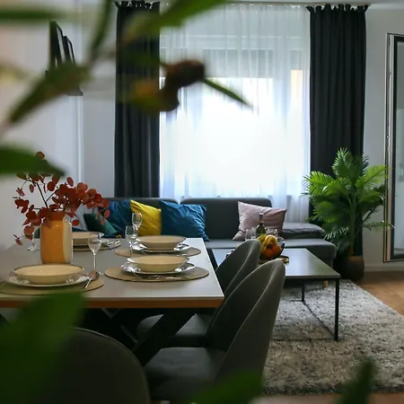 Apartment Ana *